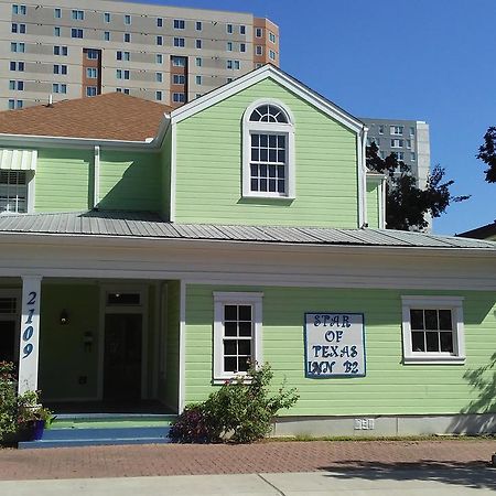 Star Of Texas Inn Building Two Austin Esterno foto